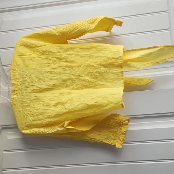 nwot yellow - Picture 5 of 7